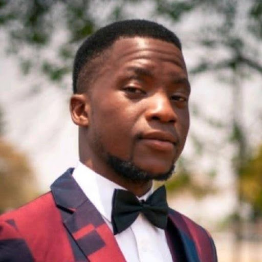 Gareth Makuza